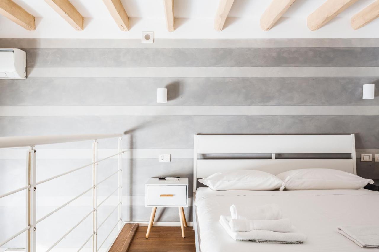 Awesome Loft In The City Center Of ミラノ エクステリア 写真